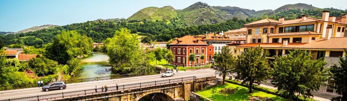 Apartamento Con Terraza Al Puente Romano Onís Kültér fotó